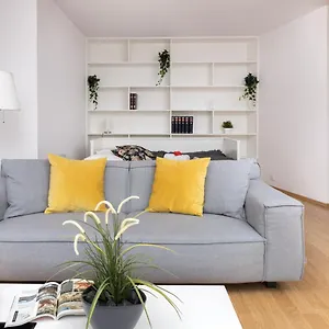 warsaw-ursynow-modern-apartment-by-renters.warsawhotelspoland.com/